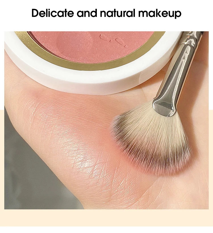 Powder blusher high gloss brush, soft hair, no powder, easy to apply makeup, novice powder blusher makeup brush, beauty tool